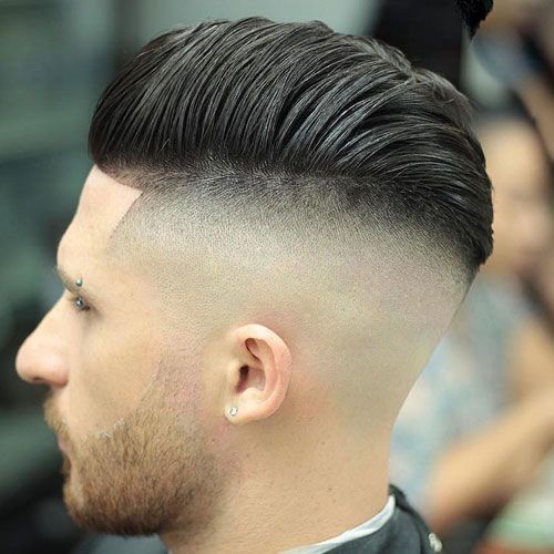 Disconnected pompadour hairstyle 