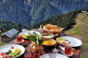 Rize'de Kahvaltı Yapılacak En Güzel Yerler Nerelerdir?